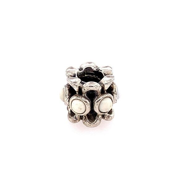 Pandora Forget Me Not White Agate Charm - Picture 2 of 3